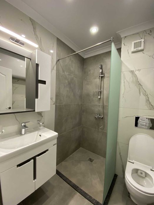 Продава се Едностаен апартамент в Пловдив, Център - 55 кв.м за 1500 €/кв.м - Снимка #3