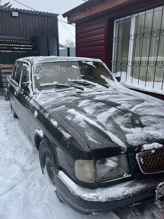 Продам машину Волгу 3110