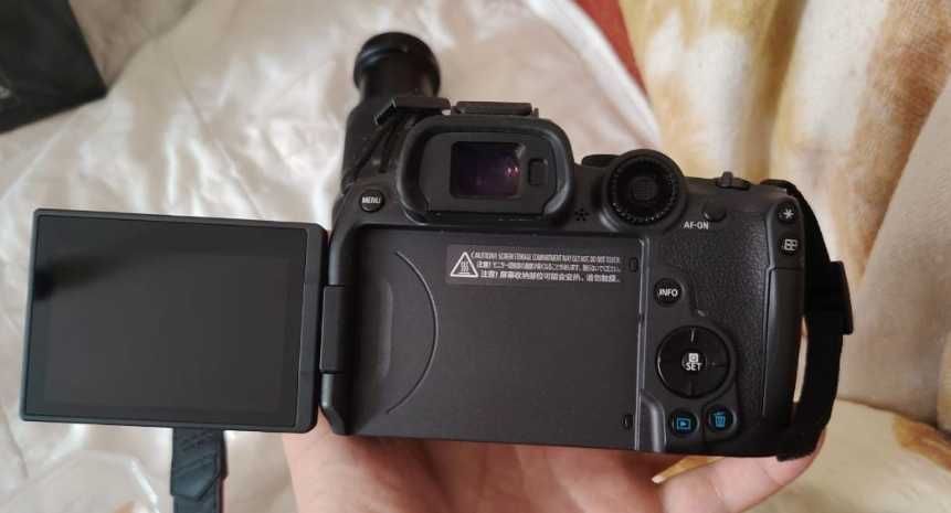 Canon EOSR7+RF-S 18–150mm IS STM-kit+obiectiv,nou,original, factura UK