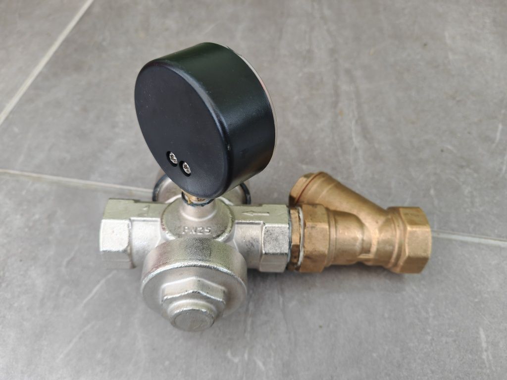 Reductor presiune PN25 1" Giacomini
