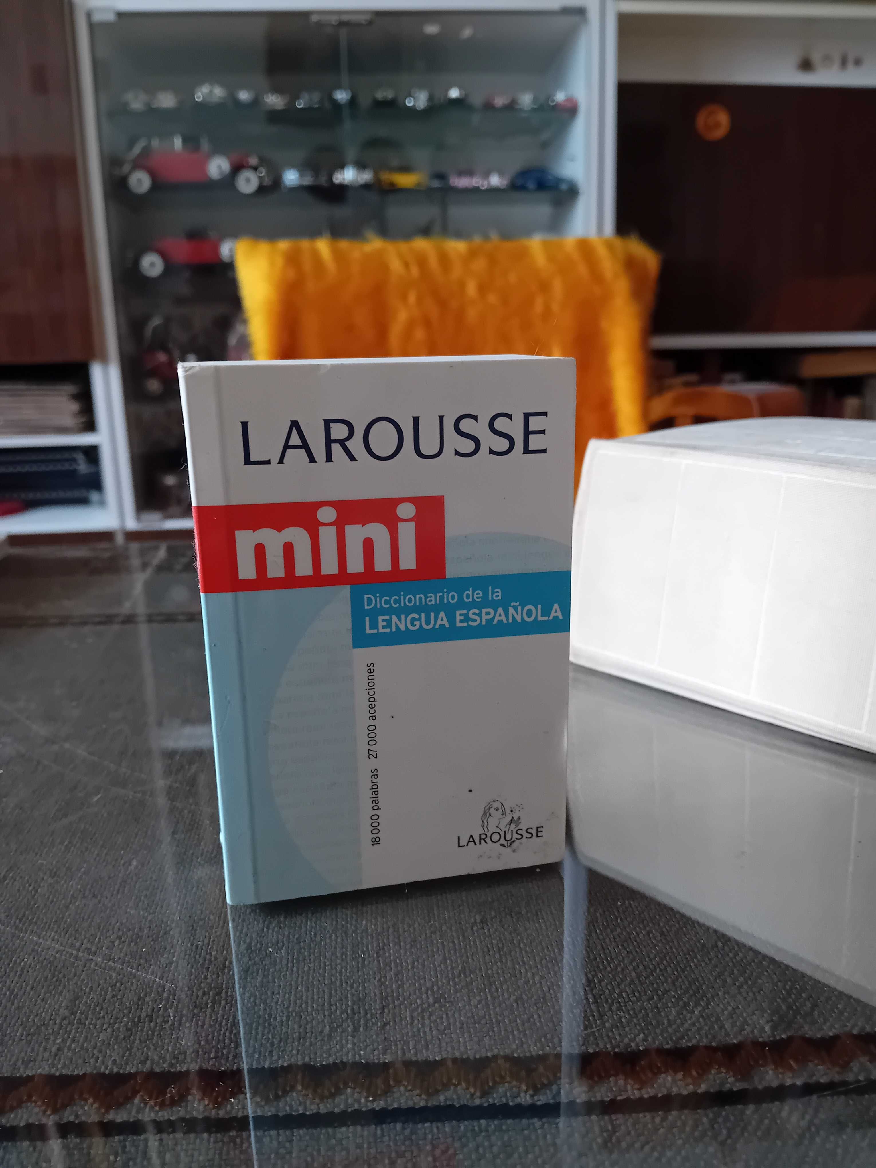 Испански речник Mini Larousse