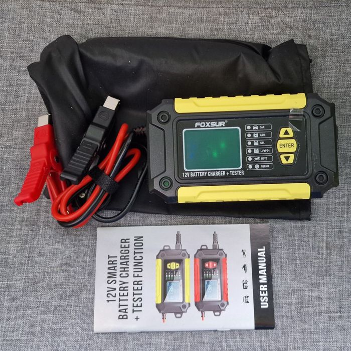 Încărcător + tester acumulatori auto Foxsur