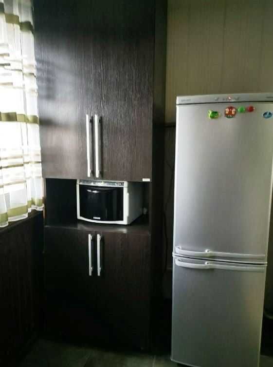 Продаётся кврартира 77 серия кирпич  2\3\4 дома