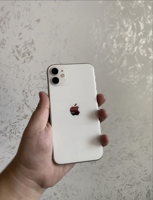 Продам айфон 11