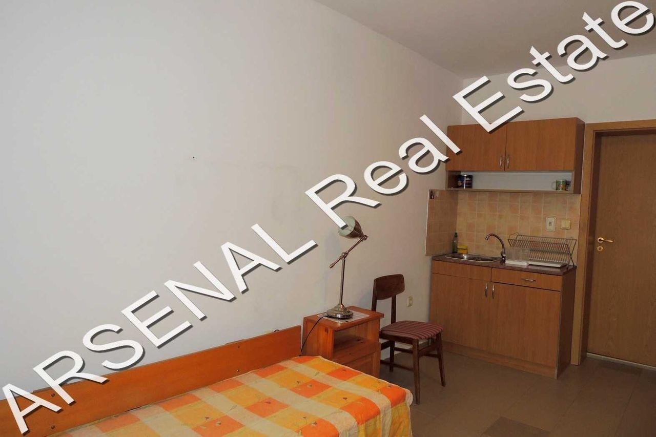 Дава се под наем Ателие в София, Овча купел - 30 кв.м за 225 € - Снимка #1