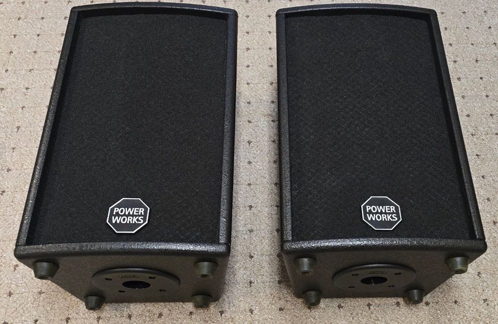 Sistem Audio Profesional HK Audio RS 15 SUB-A + RS 82 SAT