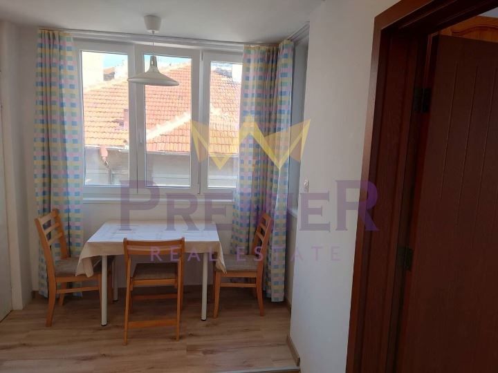 Дава се под наем Двустаен апартамент в Варна, Гръцка махала - 40 кв.м за 408 € - Снимка #4