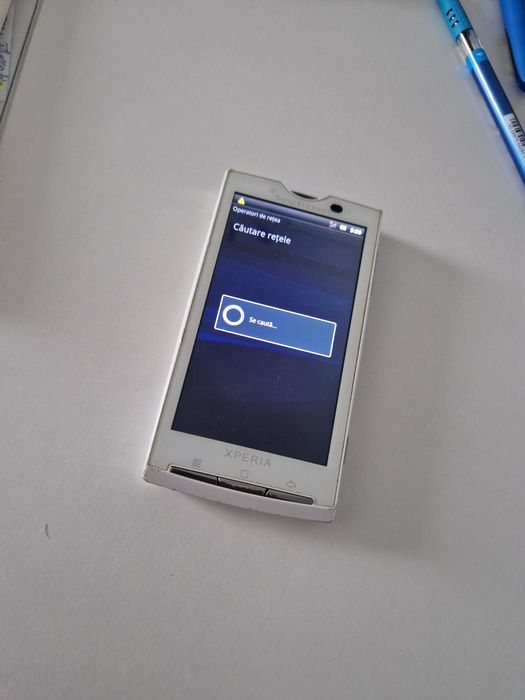 Telefon cu touchscreen Sony Xperia,  nu se conectează