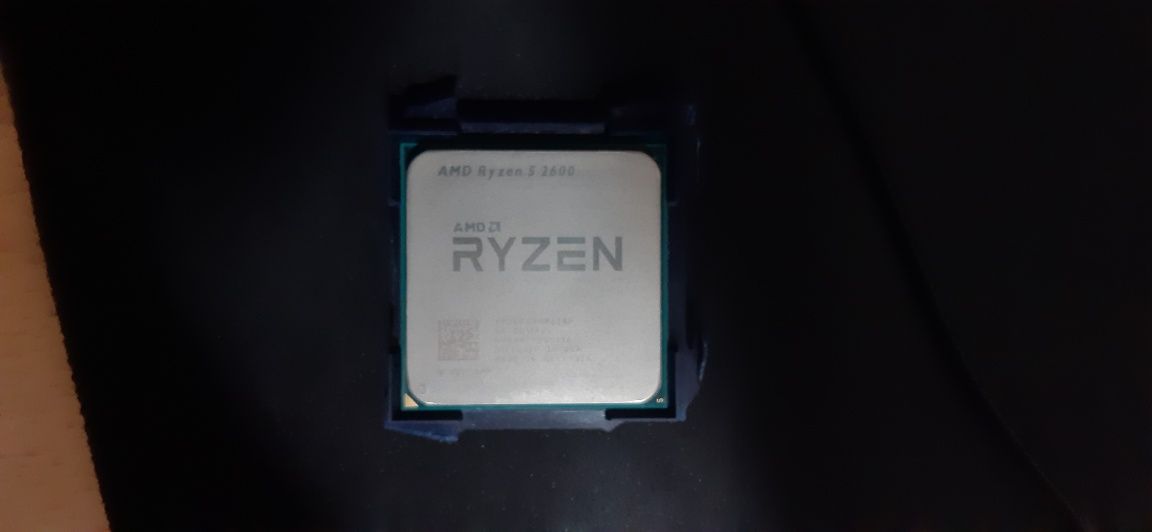 Процессор AMD Ryzen 5 2600