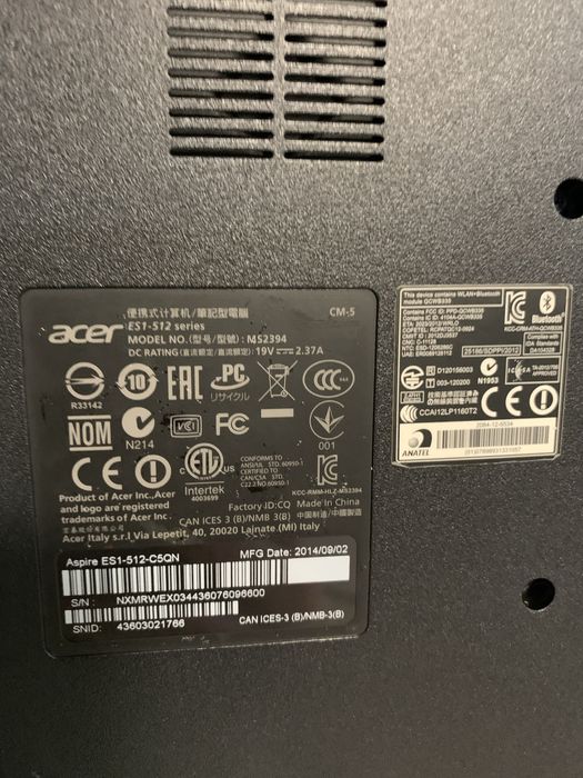 Laptop Acer  E S1-512