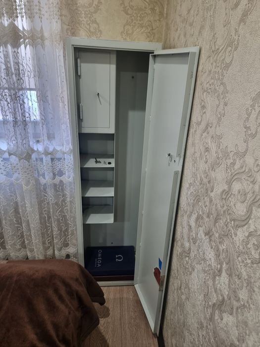 Продам НОВЫЙ металлический шкаф. Уют