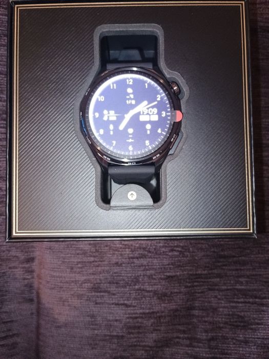 Продавам нов часовник HUAWEI WATCH GT6