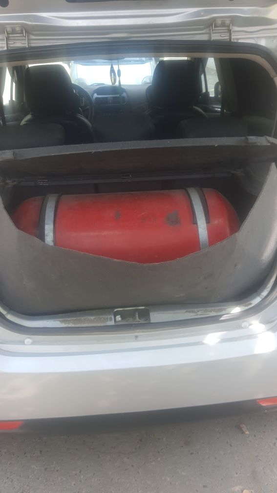 Chevrolet Spark sotiladi