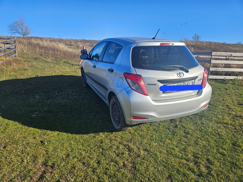 Vând toyota yaris an 2012 1.4 diesel