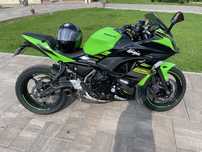 Kawasaki Ninja 650 / Racing Team Edition