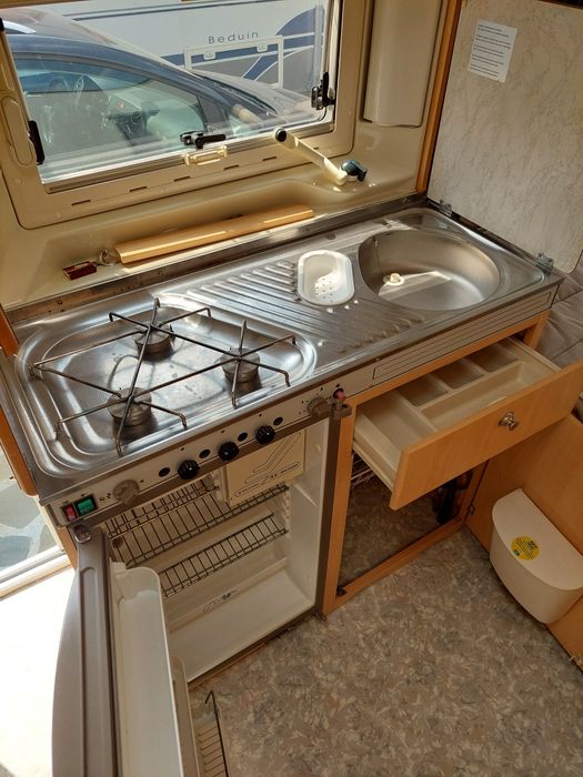 Rulota Chateau Foarte bine întreținută, Cort,Doua zone