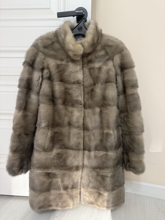 Продается шуба норковая