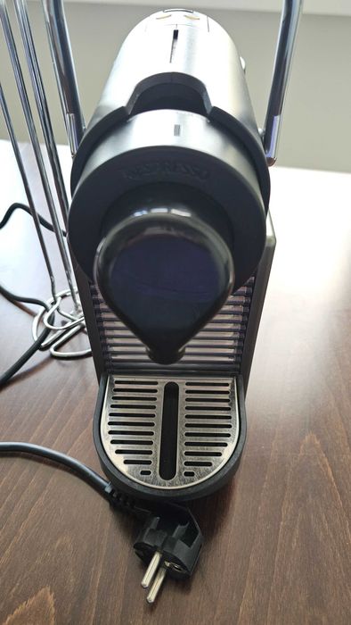 Krups Nespresso Pixie XN 3005 кафемашина