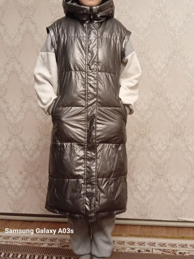 Продам женский куртку