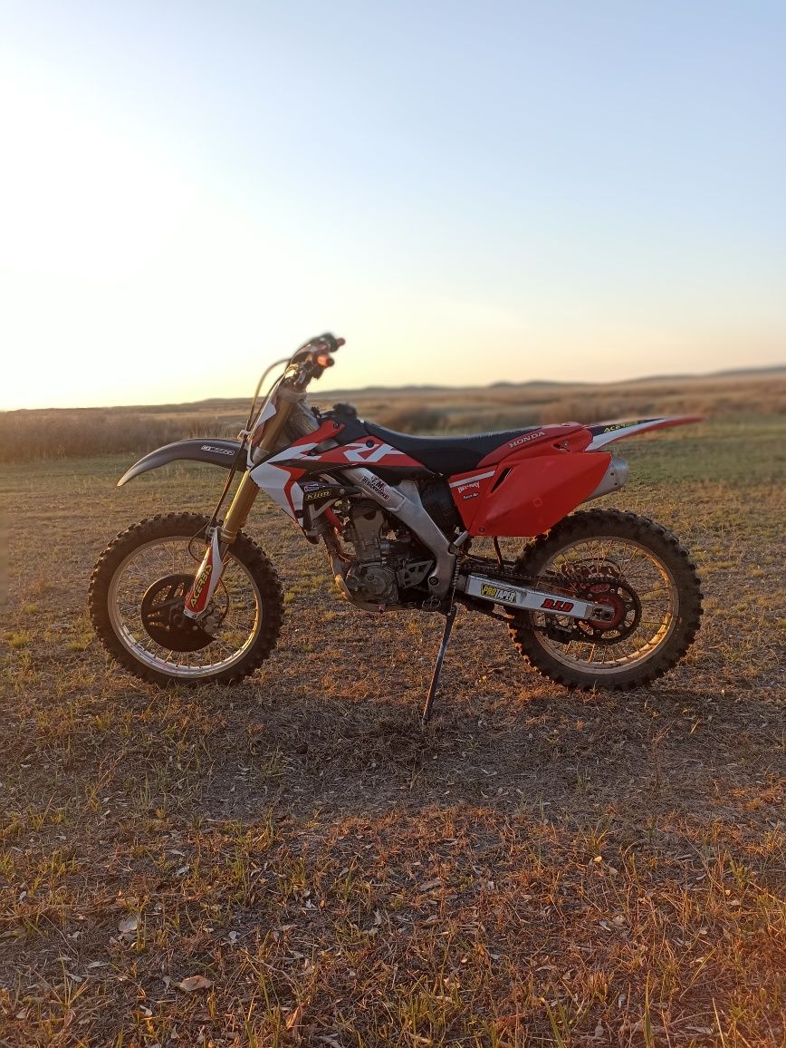 Honda crf 250r 2006г