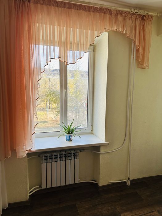 Продам тюль на кухню