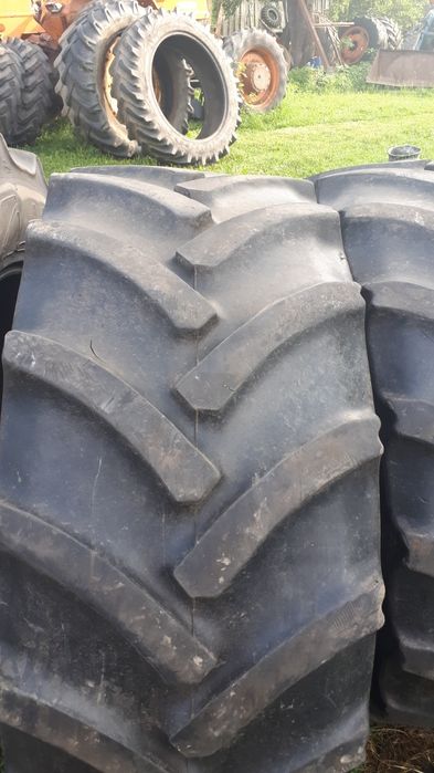 Cauciucuri tractor 440/65R24 Continental