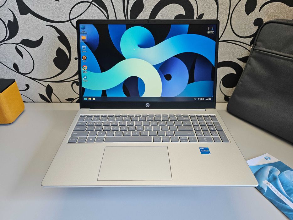 ПРОДАМ HP Laptop 15 (2025) Ноутбук Core™i5-1334U/8GB/512SSD/15.6"HDLED