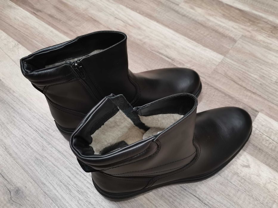 Мъжки зимни боти от естествена кожа