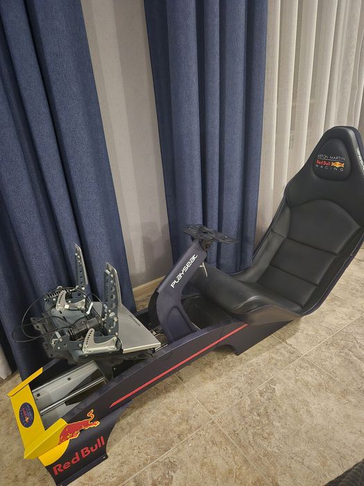 Седалка за симулатор Red Bull