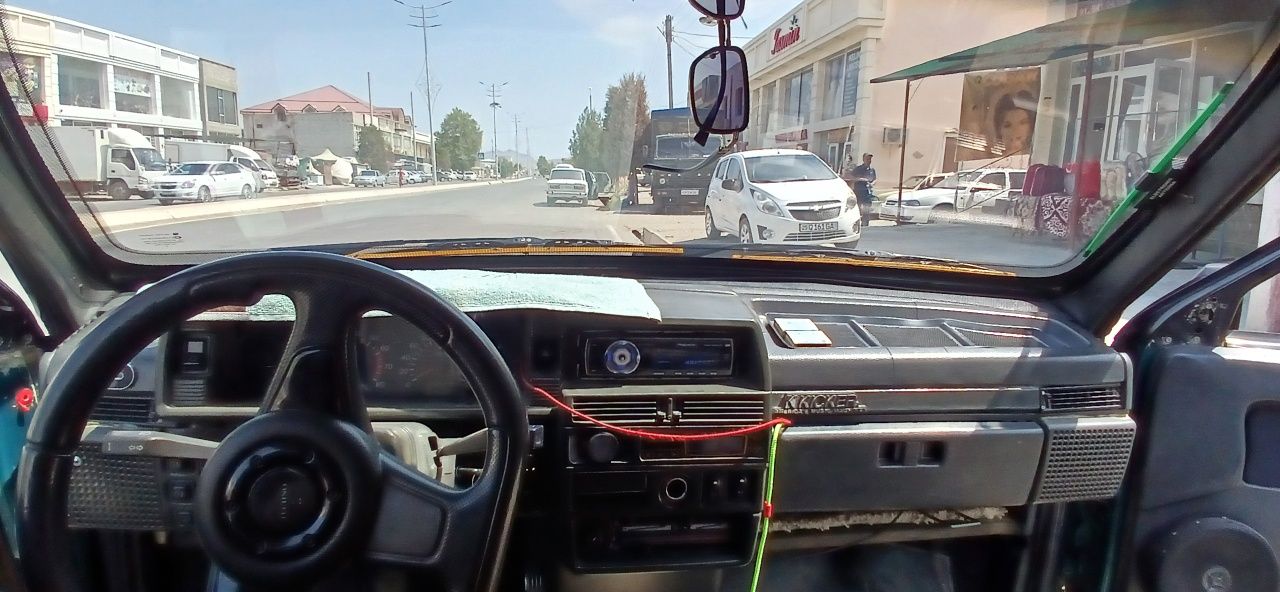 Lada Samara 21099
