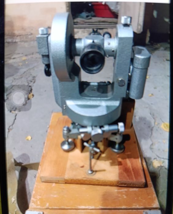 Теодолит ОМТ - 30 геодезический прибор