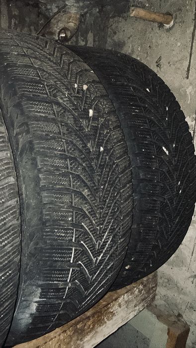 Cauciucuri de iarna 205 55 R16