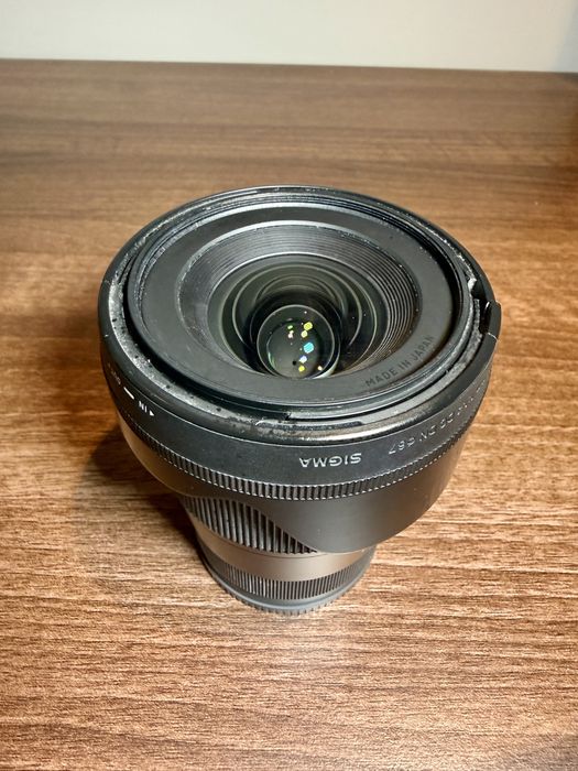 Sigma 16mm f/1.4 DC DN Sony E + filtru ND variabil