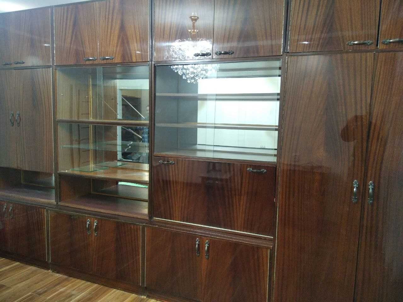 Продаю мебельный гарнитур (стенка) 2 млн сум