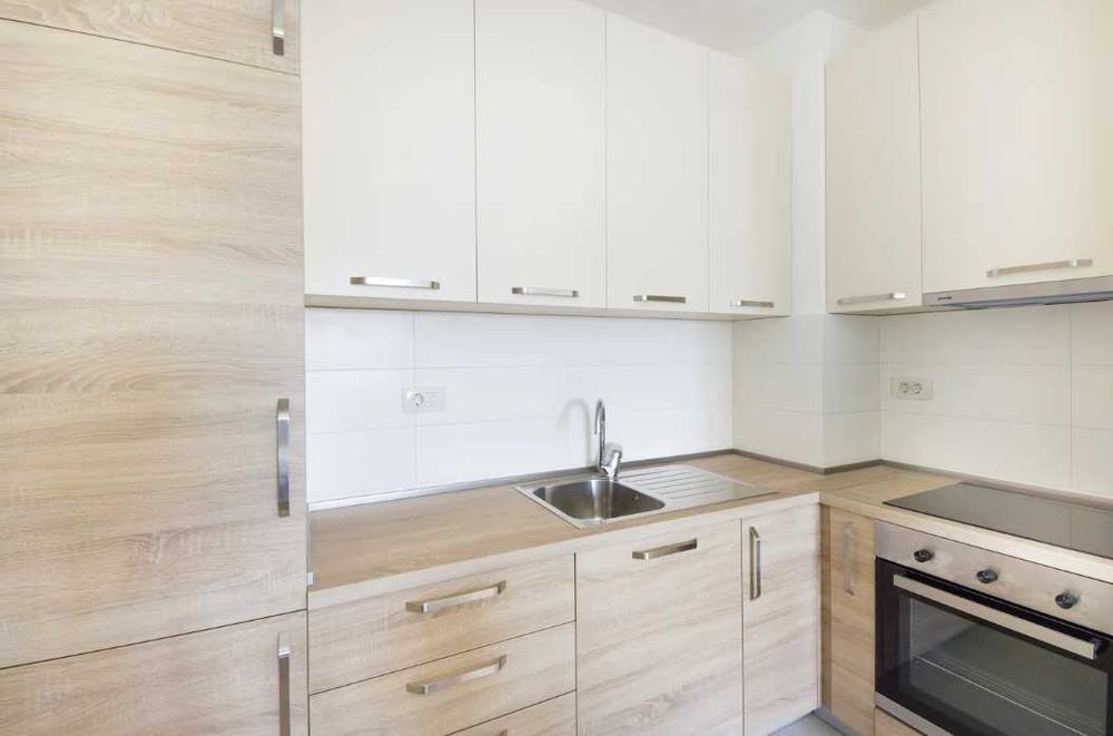 Дава се под наем Двустаен апартамент в Пловдив, Западен - 55 кв.м за 229.5 € - Снимка #2