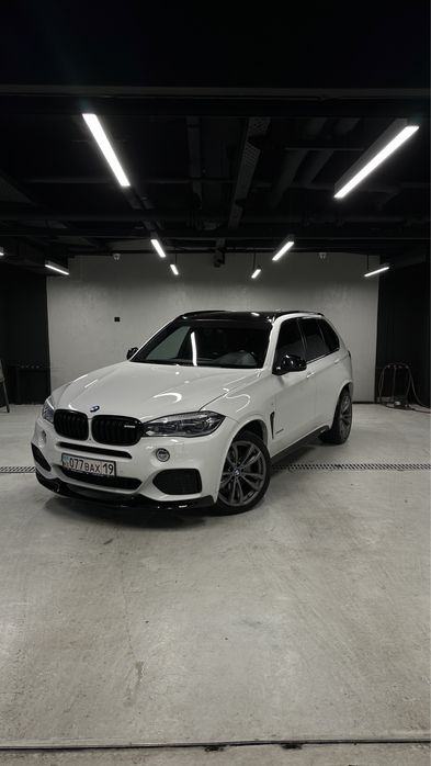 Прокат авто BMW X5 F15