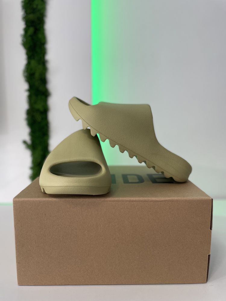 Yeezy Slide Green, 42