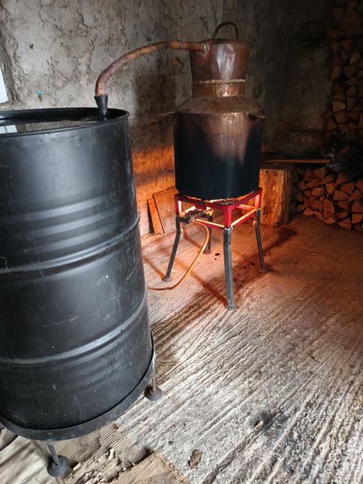 Cazan de țuică cu răcitor și arzător