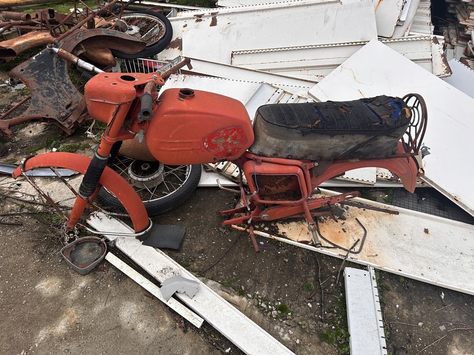 vand cadre motociclete foarte vechi