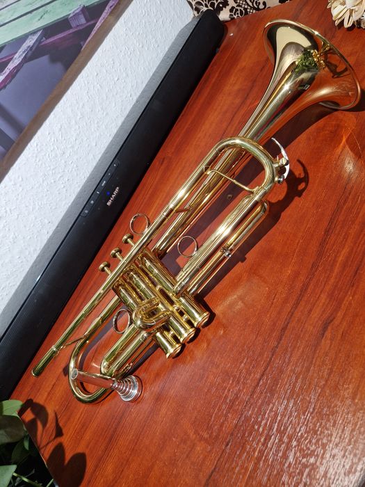 Trompetă Yamaha YTR 8340 EM