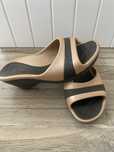 Slapi Crocs originali, marime37-38, pret 50 lei