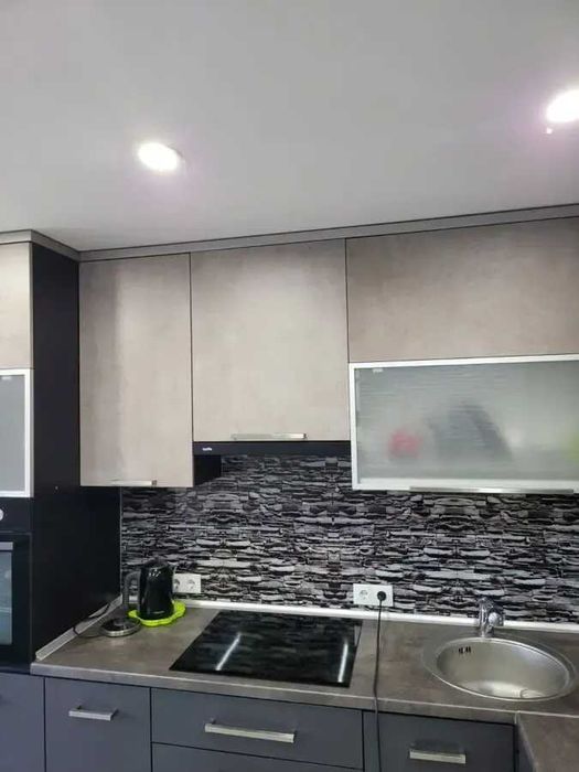 Дава се под наем Двустаен апартамент в София, Център - 56 кв.м за 433.5 € - Снимка #2