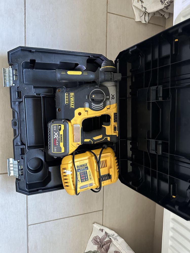 Vand rotopercutor dewalt