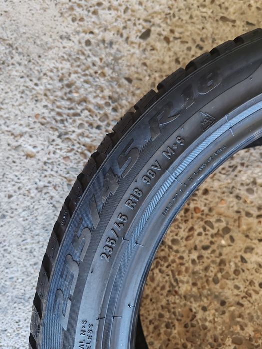 4 anvelope 235 45 18