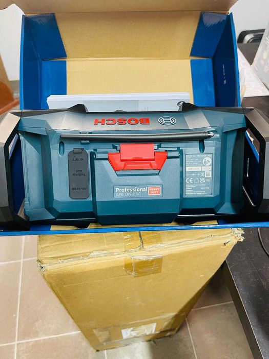 Radio de șantier Bosch Professional 18V GPB 18V-2 C