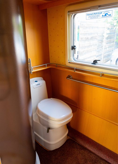 Rulotă Abbey 2006 – •INMATRICULATA RO – Cort mare cat toata rulota