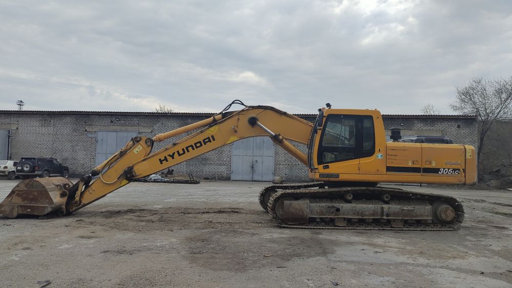 Продам экскаватор гусеничный