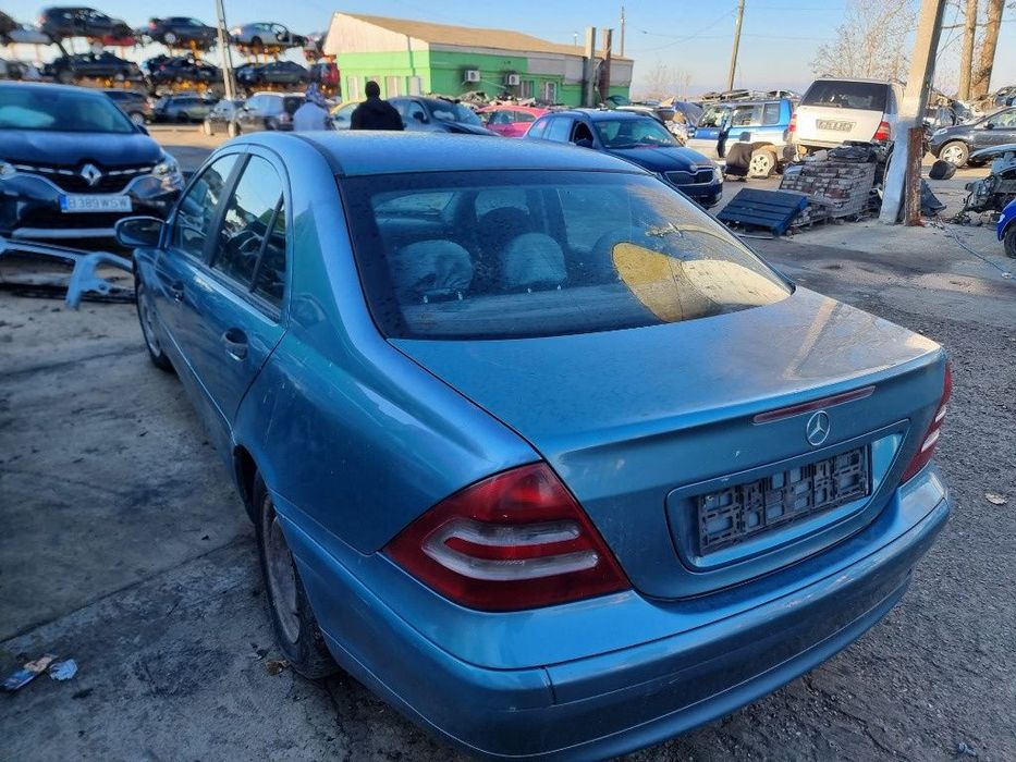 usa aripa portiera capota bara fata spate armatura radiator apa ac stanga dreapta Mercedes C Class w203 c200 motor 2.2cdi om611 136cp sprinter vito Viano w639 906 euro 4 5 6 dezmembrez