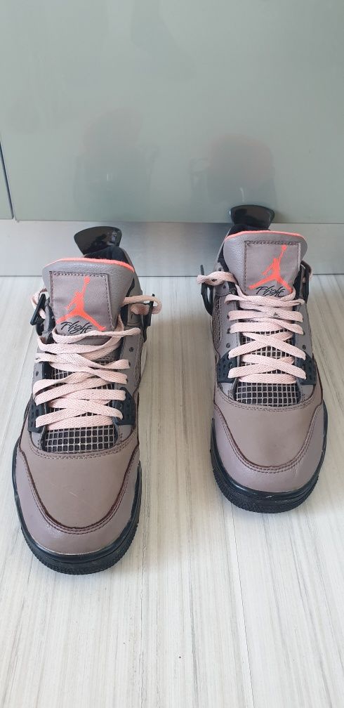 Nike Air Jordan 4 Retro / 41/26 см. UK 7 US 8 ОРИГИНАЛ! Мъжки Кецове
