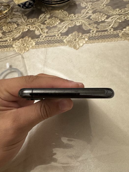 IPhone Xs 512 GB xolati yaxshi